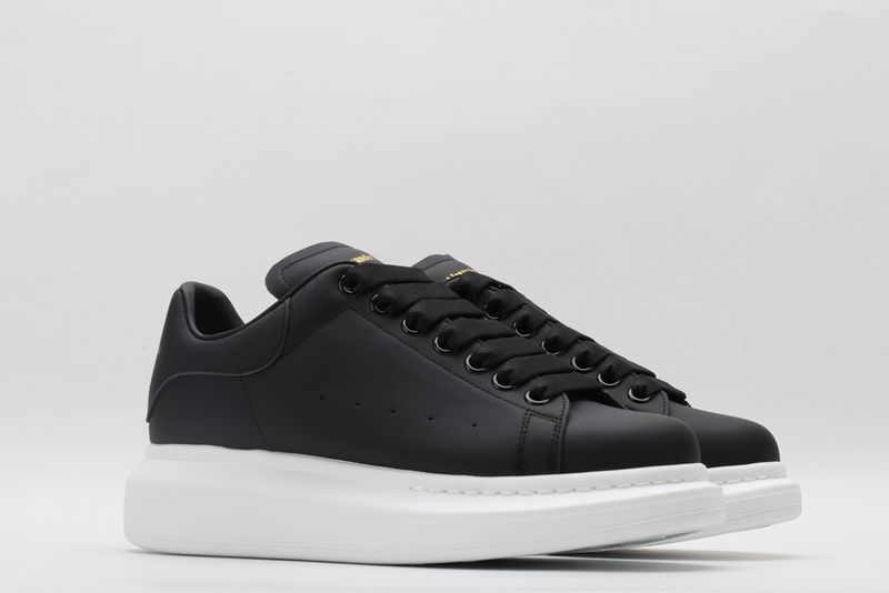 Alexander McQueen Sports Shoes