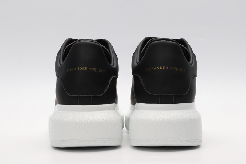 Alexander McQueen Sports Shoes