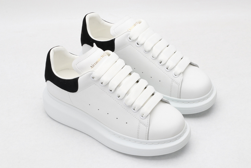 Alexander McQueen Sports Shoes