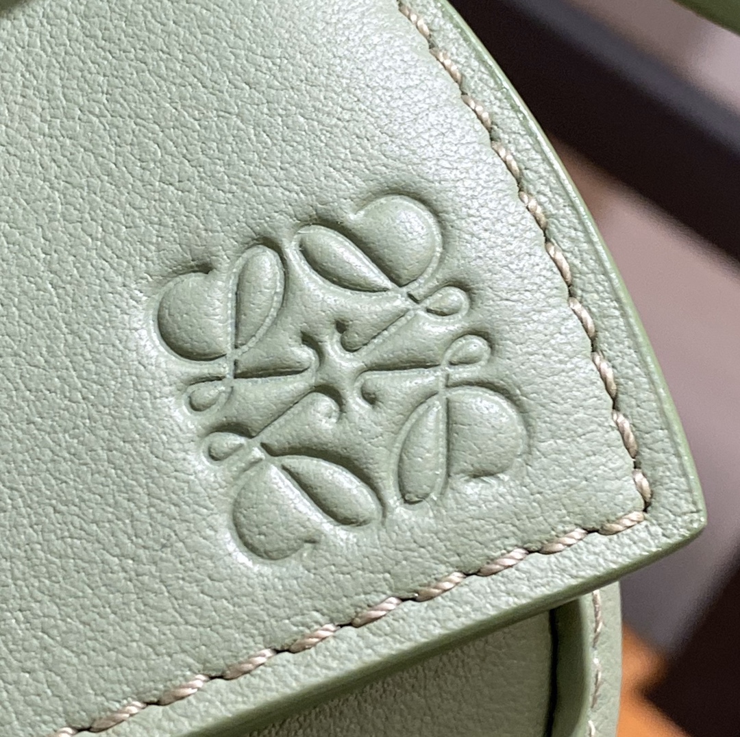 Loewe Puzzle Mini Bag-18*11*7.5CM