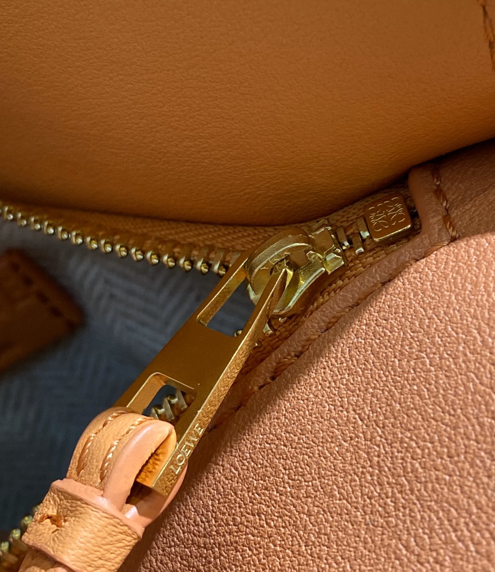 Loewe Puzzle Mini Bag-18*11*7.5CM