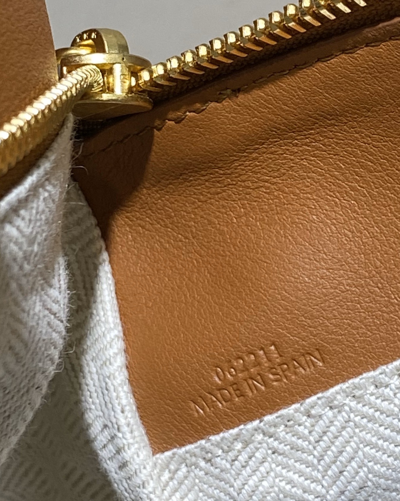 Loewe Puzzle Small Bag-24*10*14CM