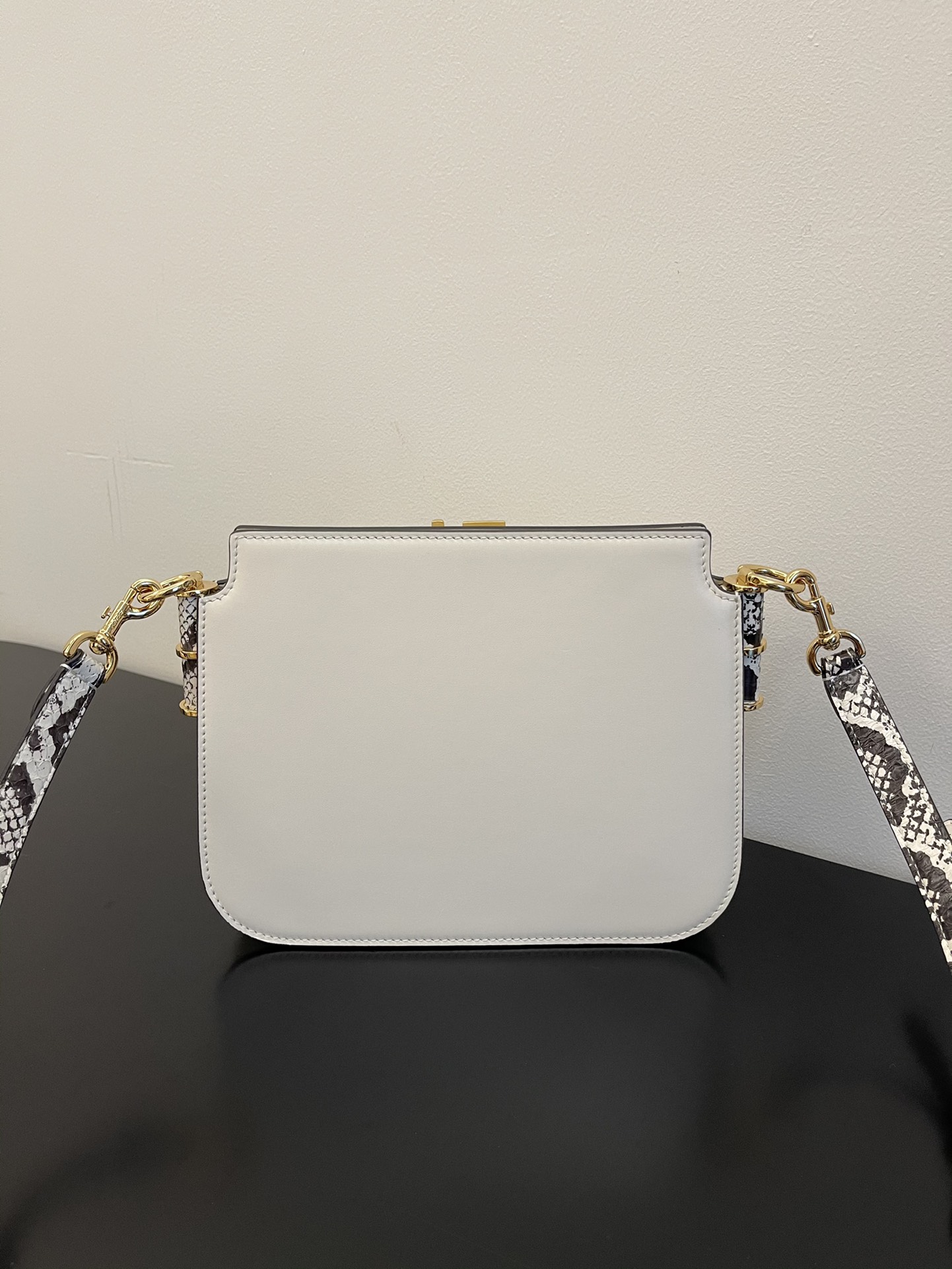 F**di touch handbags-26.5*19*10cm