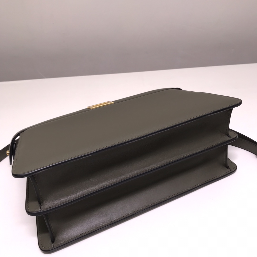 F**di peekaboo-29*12*18.5cm