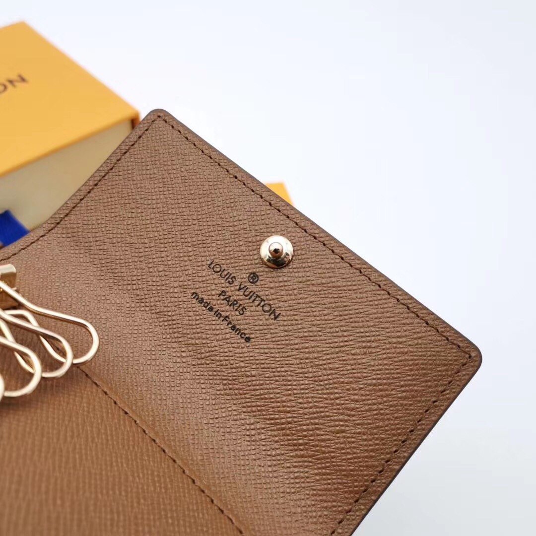 l**is V*t*n six card holder-10.5*7cm