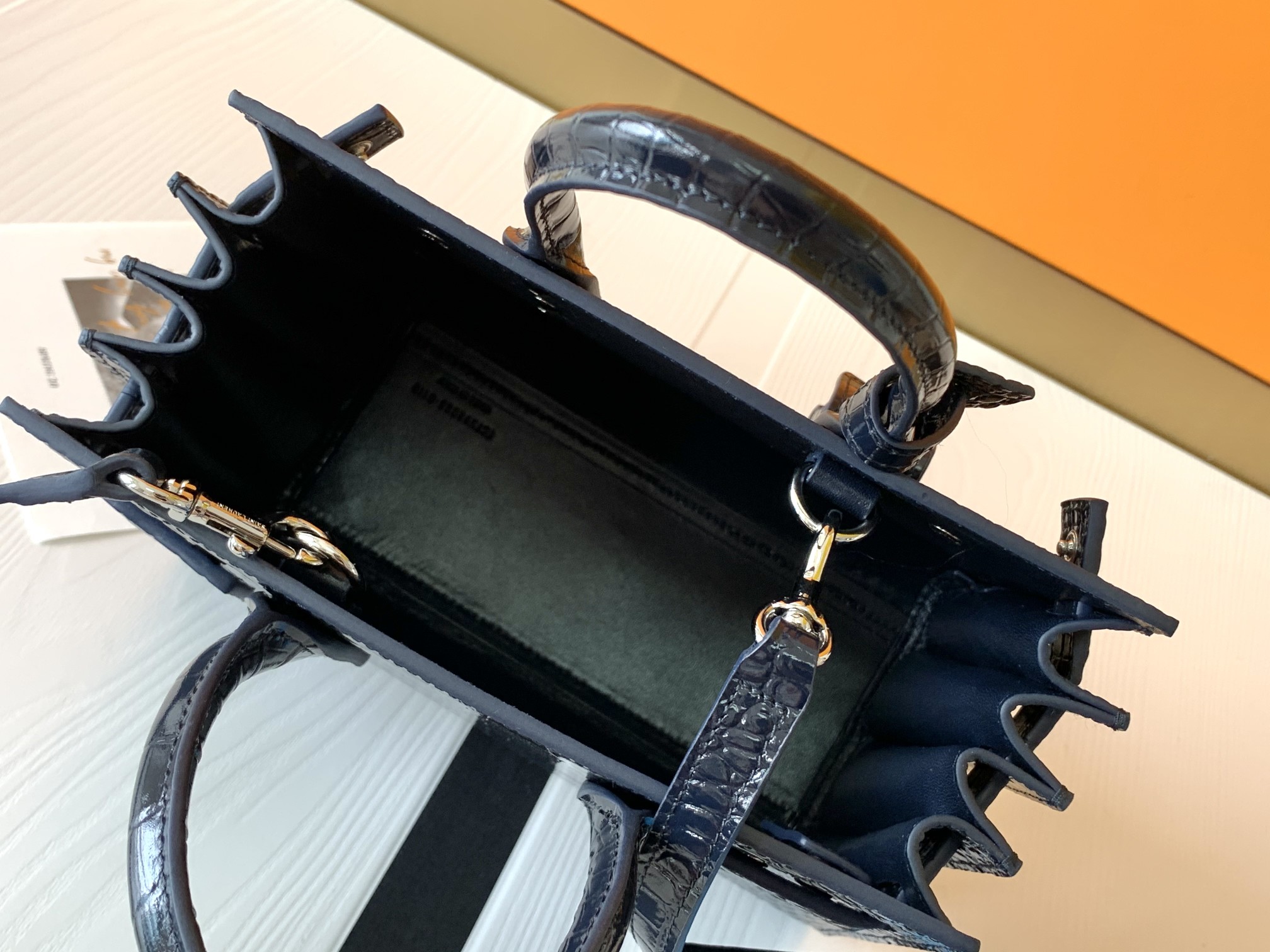 YSL Sac De Jour-22x18x10.5CM