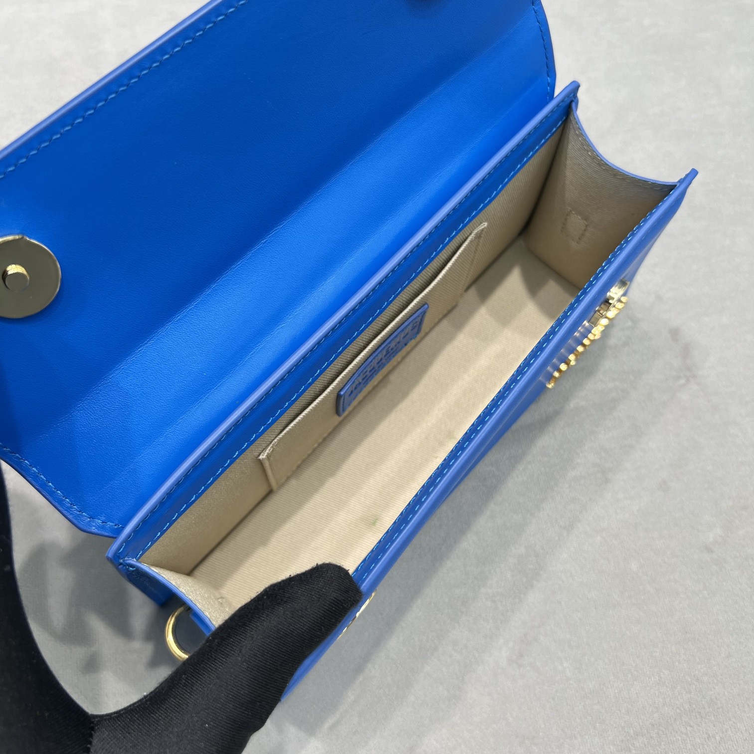 Jacquemus Handbags-21*10*6CM