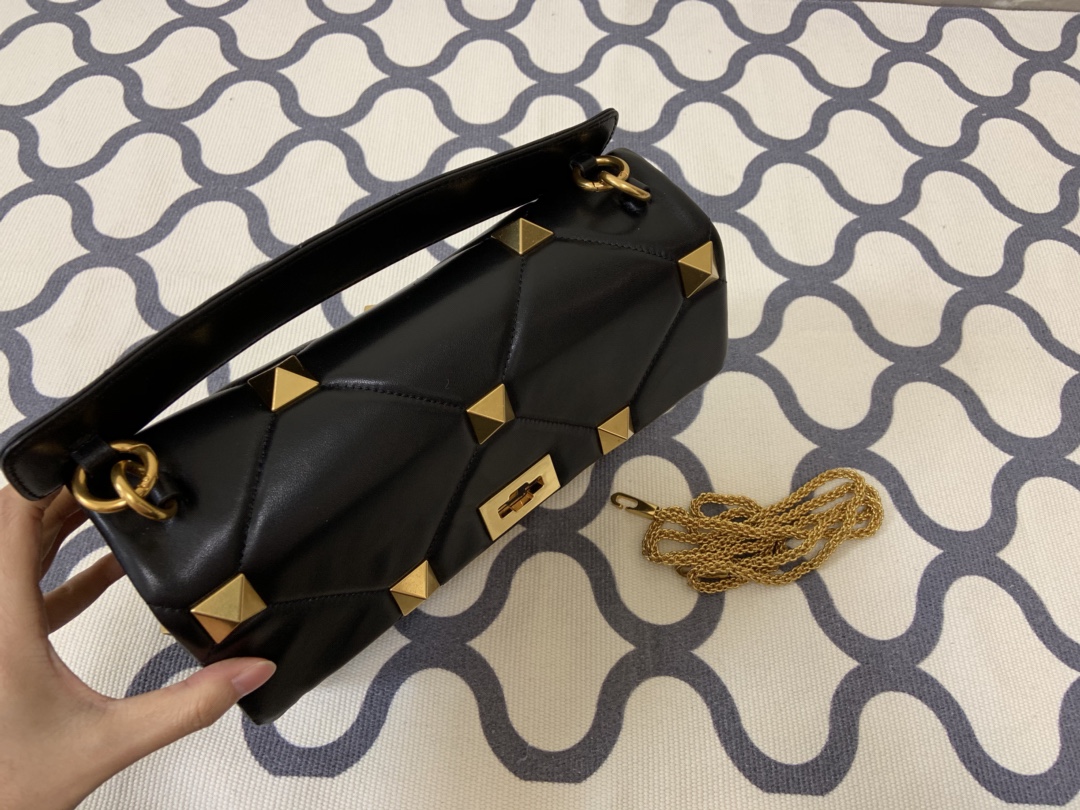 Valentin0 Garavani Roman Stud-Large Size-30*20*12CM