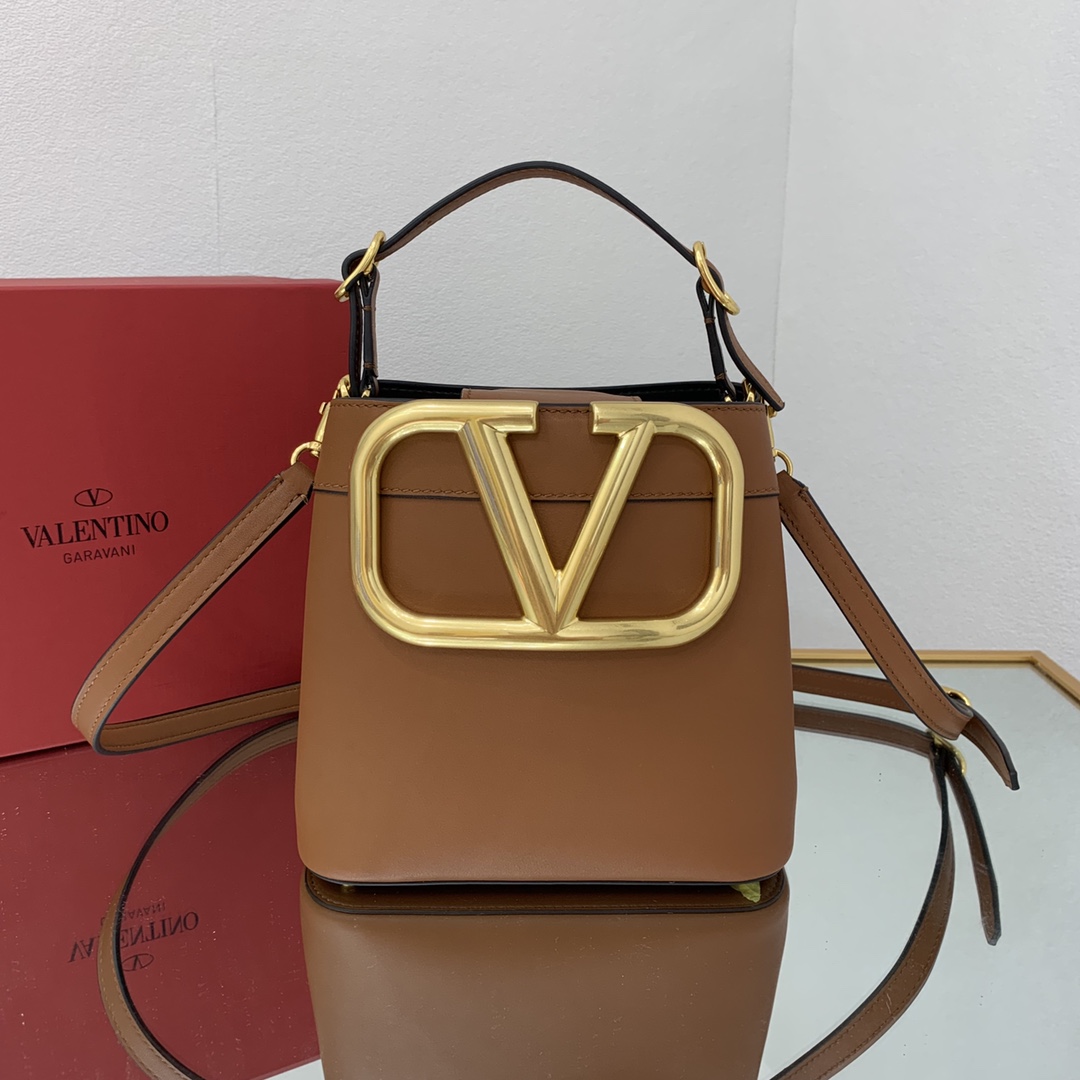 valentino garavani S*pervee bag-20*19*12cm