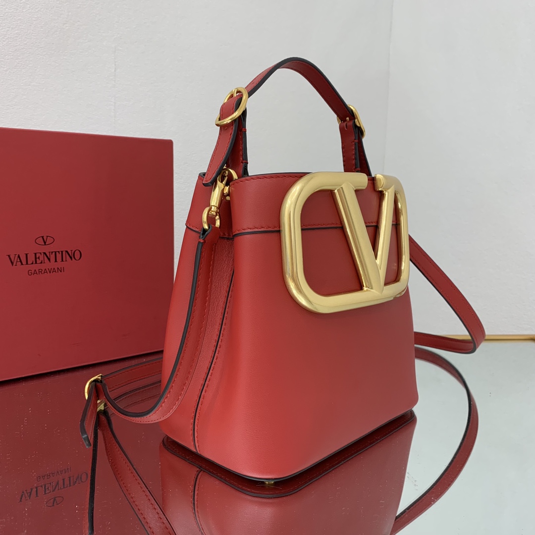 valentino garavani S*pervee bag-20*19*12cm