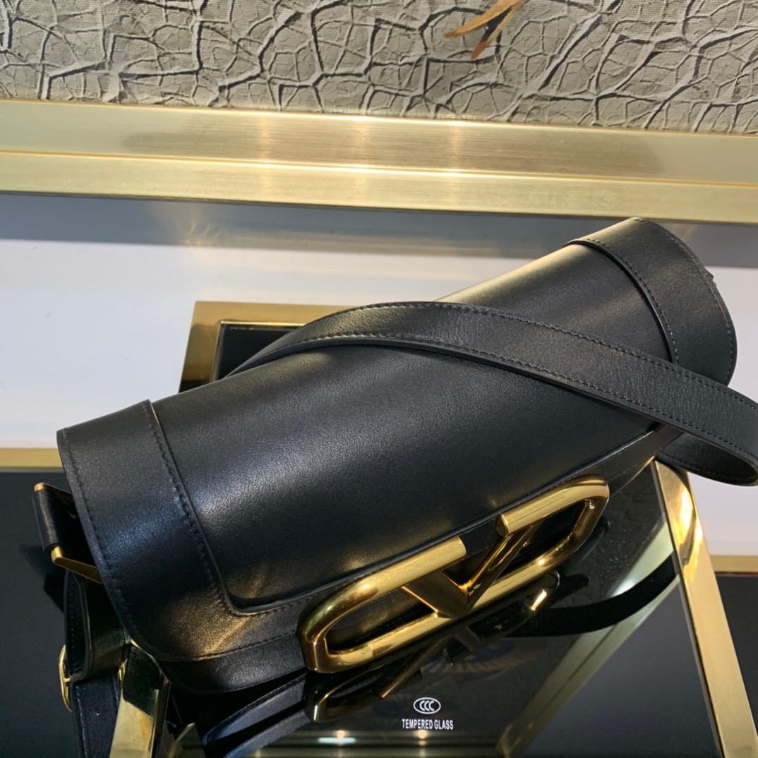 valentino garavani S*pervee handbags-26*8*16cm