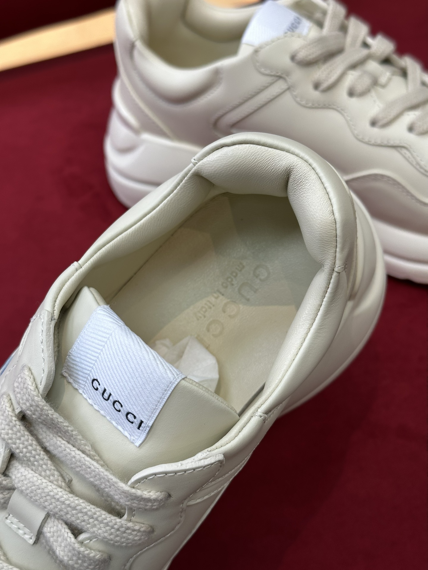 g*u*i&n0*h F**esneakers