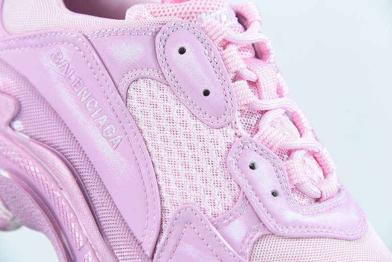 Ba*len*cia*ga triple s