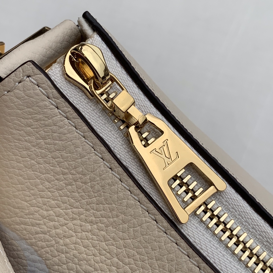 l**is V*t*n marshmallow hobo-24*22*13cm