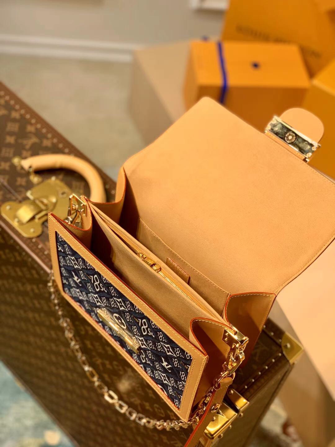 l**is V*t*n since 1854 dauphine-25*17*10.5cm