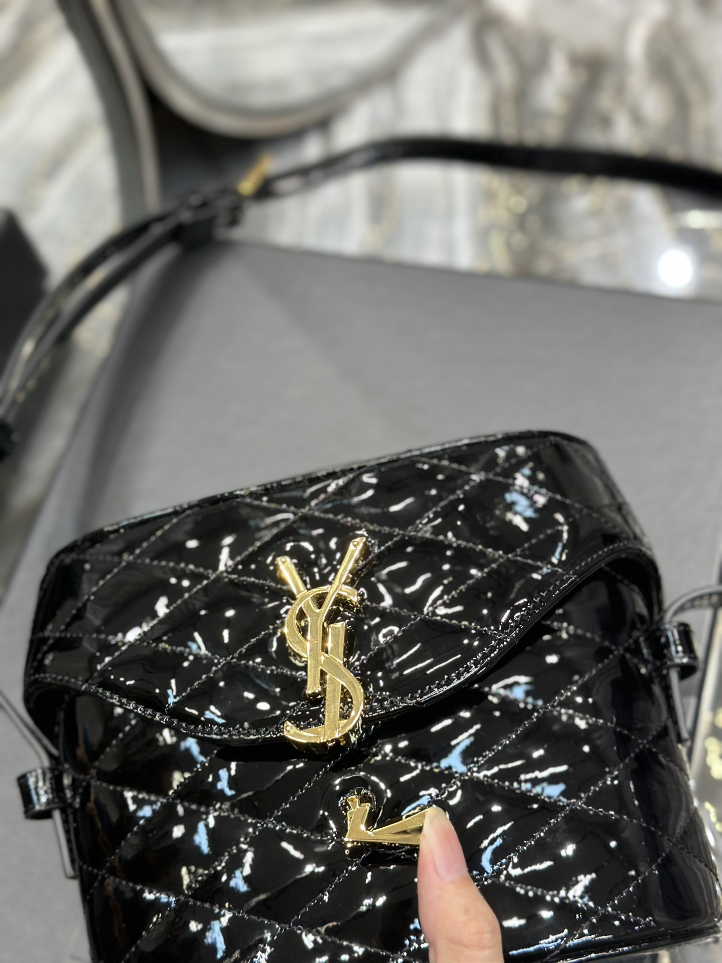 YSL June Handbags-19*15*8CM