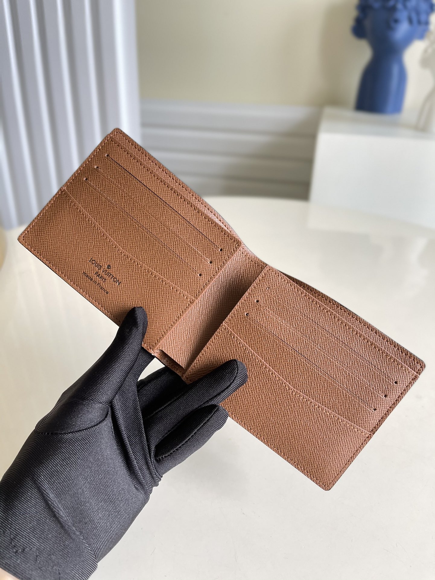 l**is V*t*n slender wallet-m62294-11*9*2cm