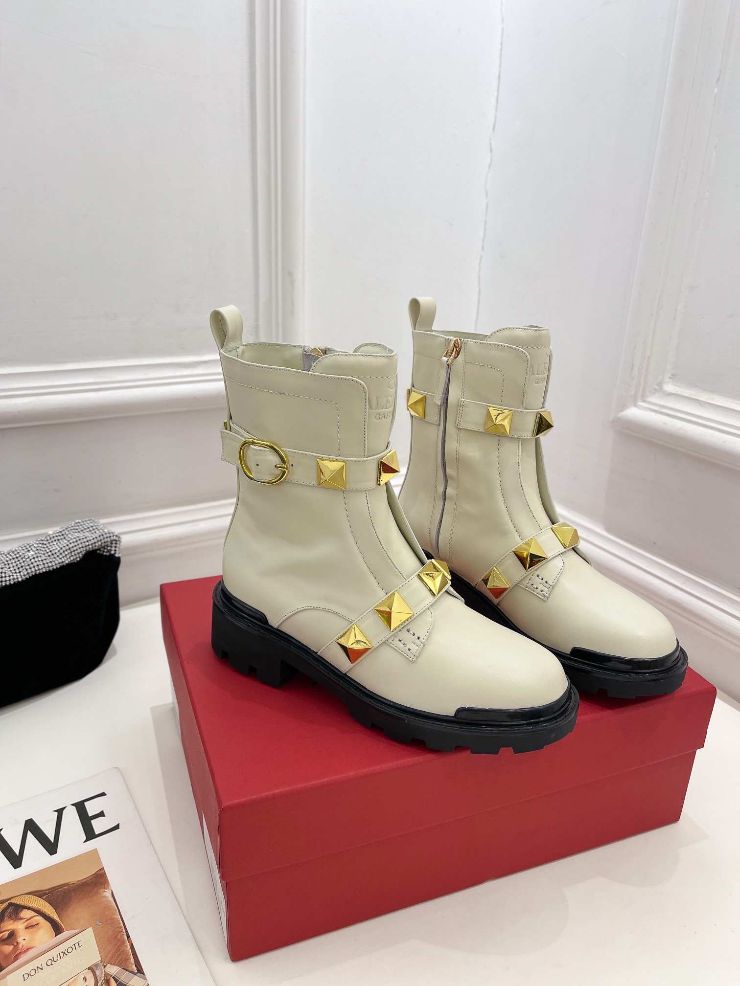 Valentino Boots(EU35-41)