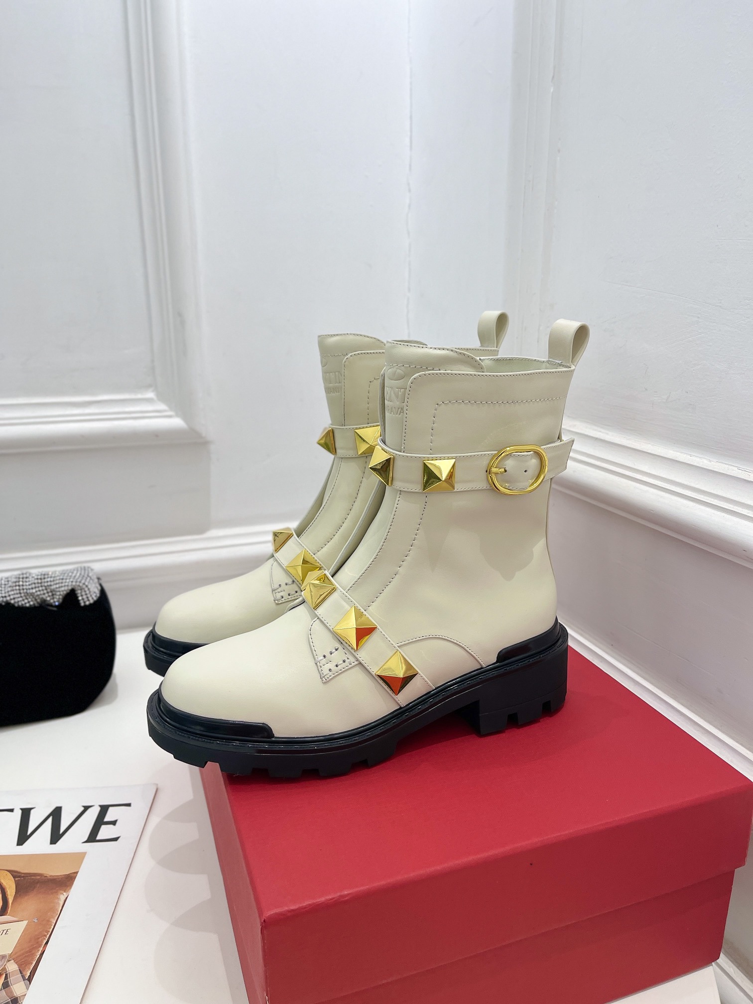 Valentino Boots(EU35-41)