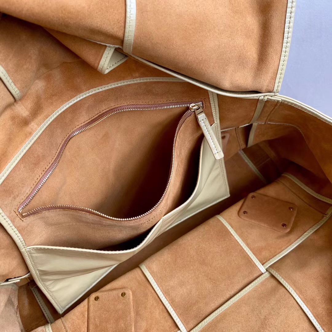 Bo*te*ga ve*ne*ta arco bag-48＊33＊11cm