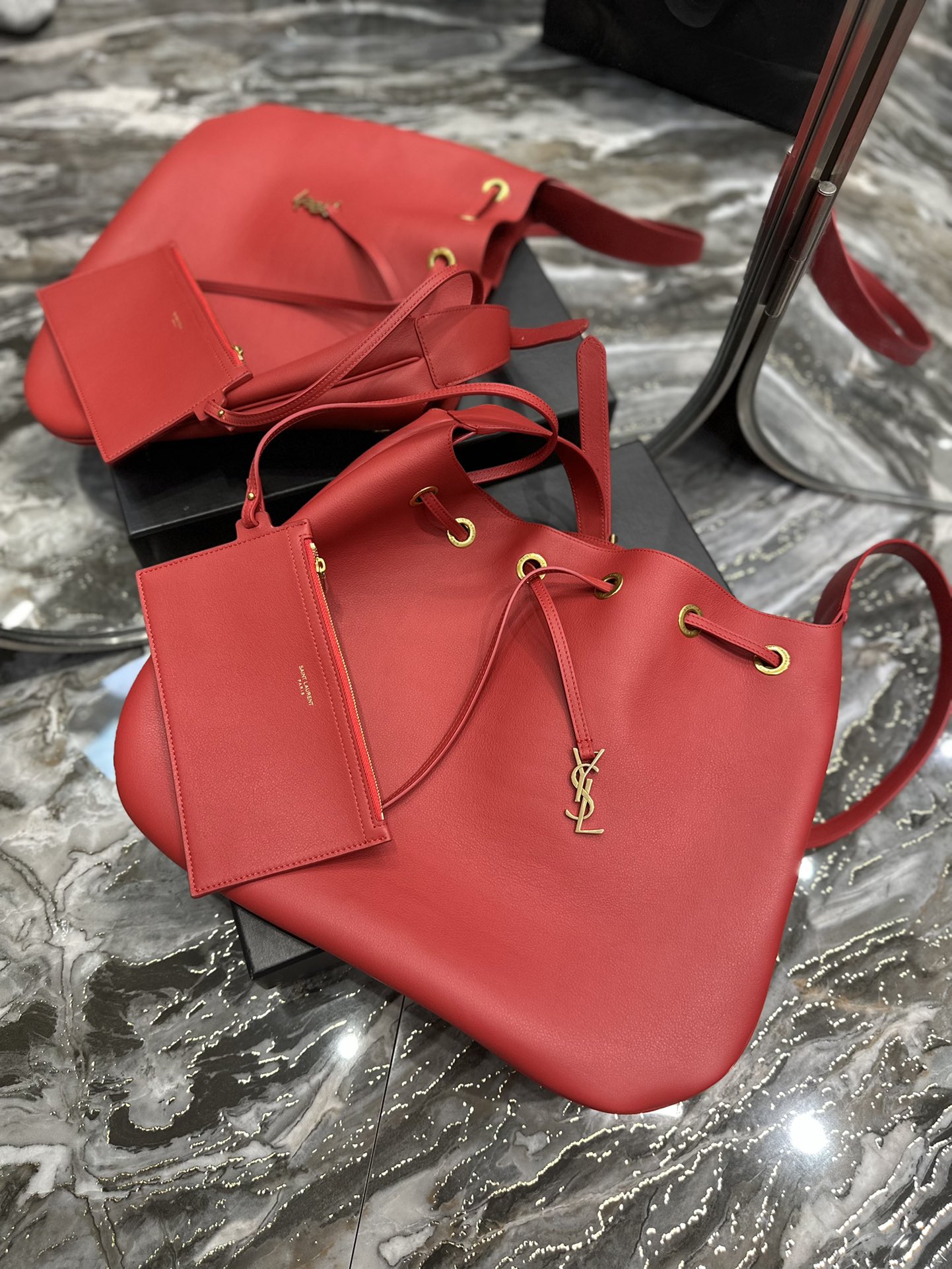 YSL Flat Hobo Bag-44×33×2.5CM