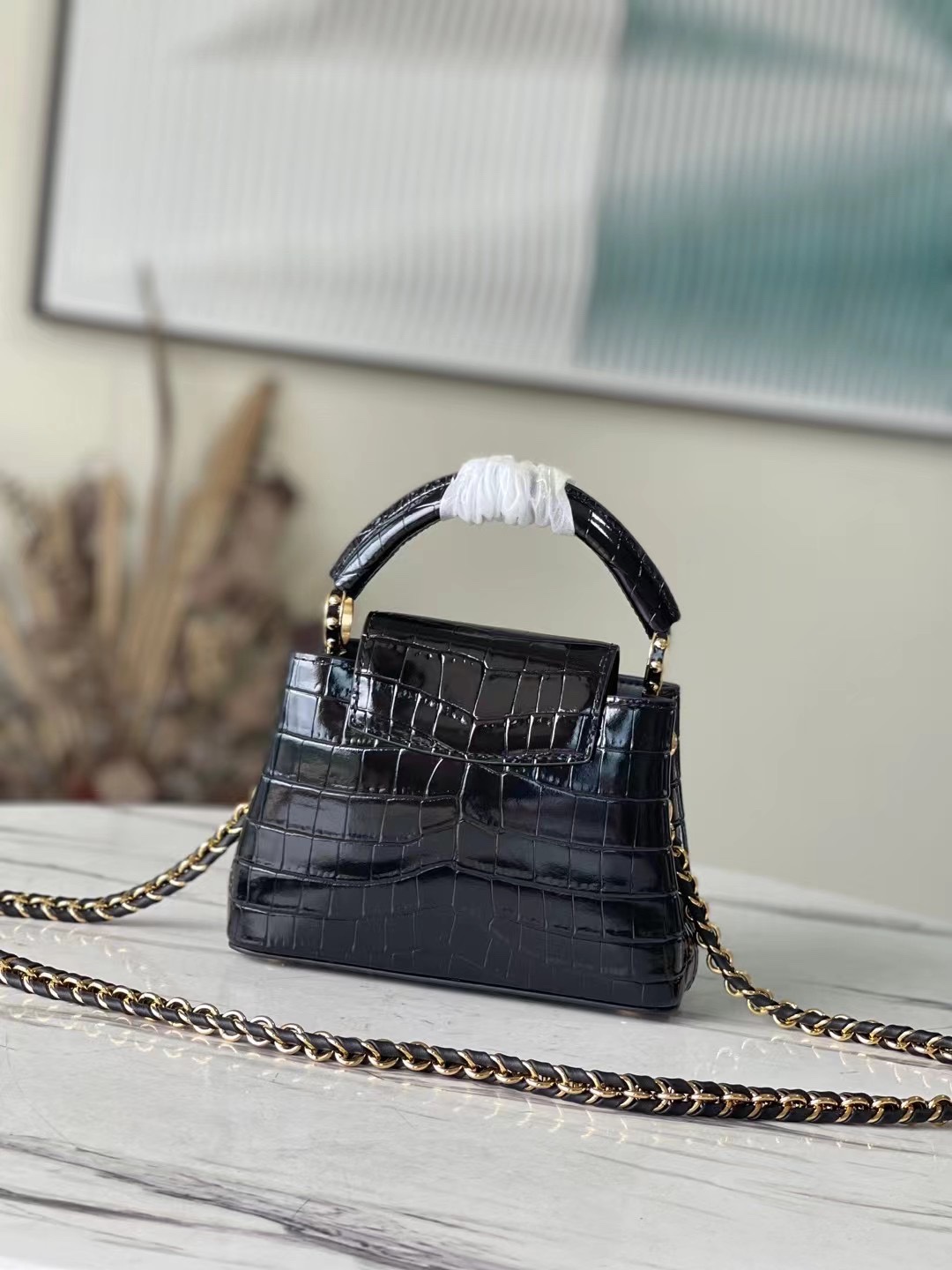 l**is V*t*n mini capucines handlebag-21*14*8cm