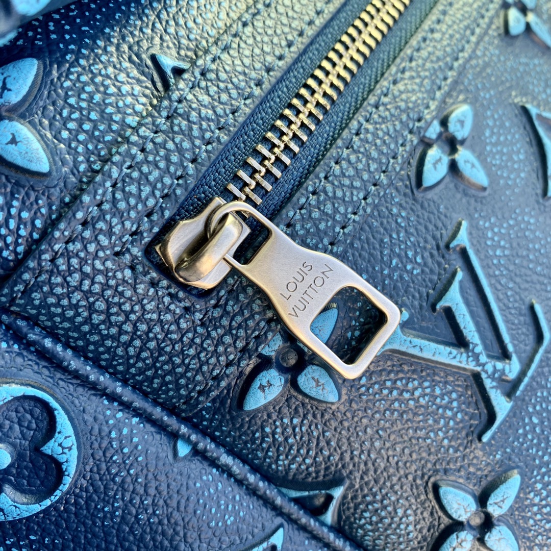 l**is V*t*n roll top backpack-29*42*15cm