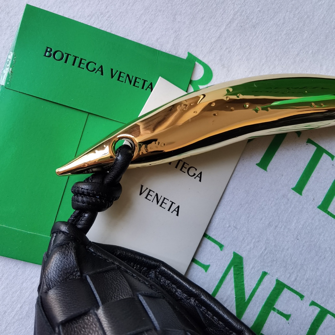 Bo*te*ga ve*ne*ta sardine bag-33x20x4cm