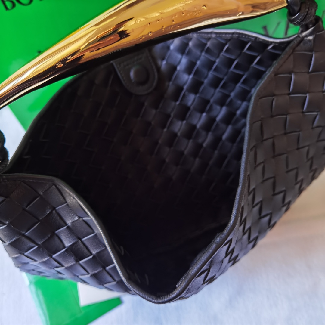 Bo*te*ga ve*ne*ta sardine bag-33x20x4cm