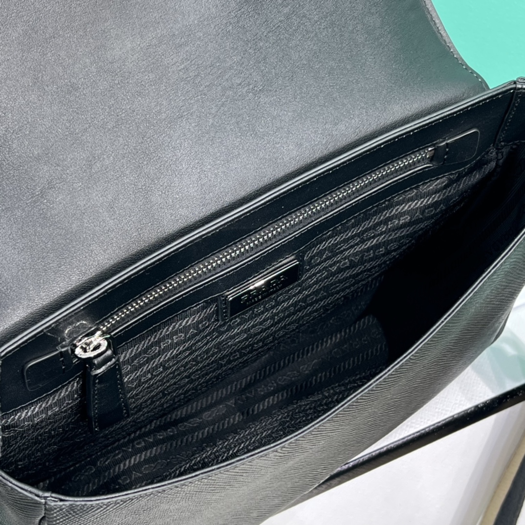 Pra*a crossbody bag-2vd046 -26*18*6.5cm