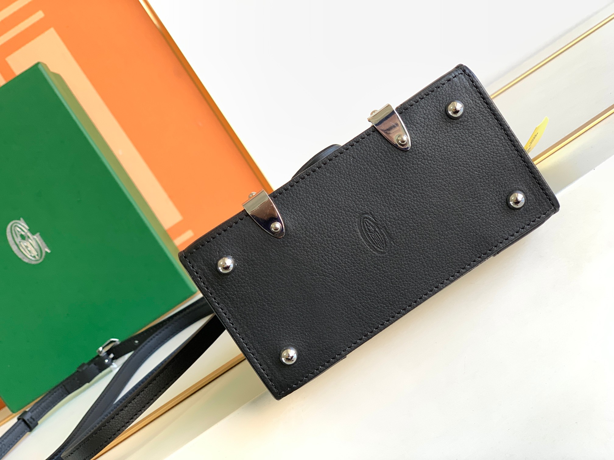 Go*ard coated canvas and leather saigon top handle bag-11.5x7x14.5cm