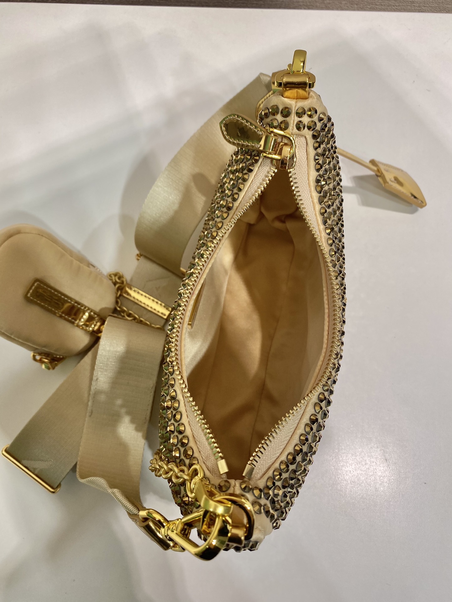 Pra*a 1bh204 nylon hobo bag-22*16*6cm