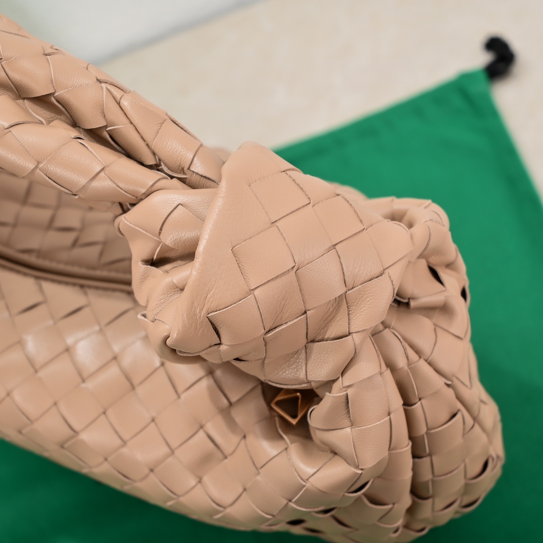 Bo*te*ga ve*ne*ta jodie hobo-40*48*16cm