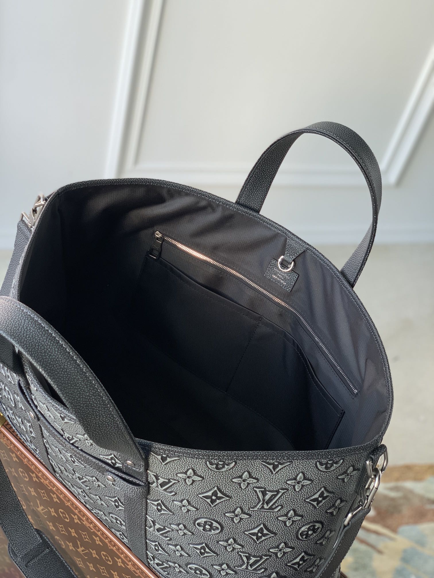 l**is V*t*n roll top handbags m21371-60*37*15.5cm