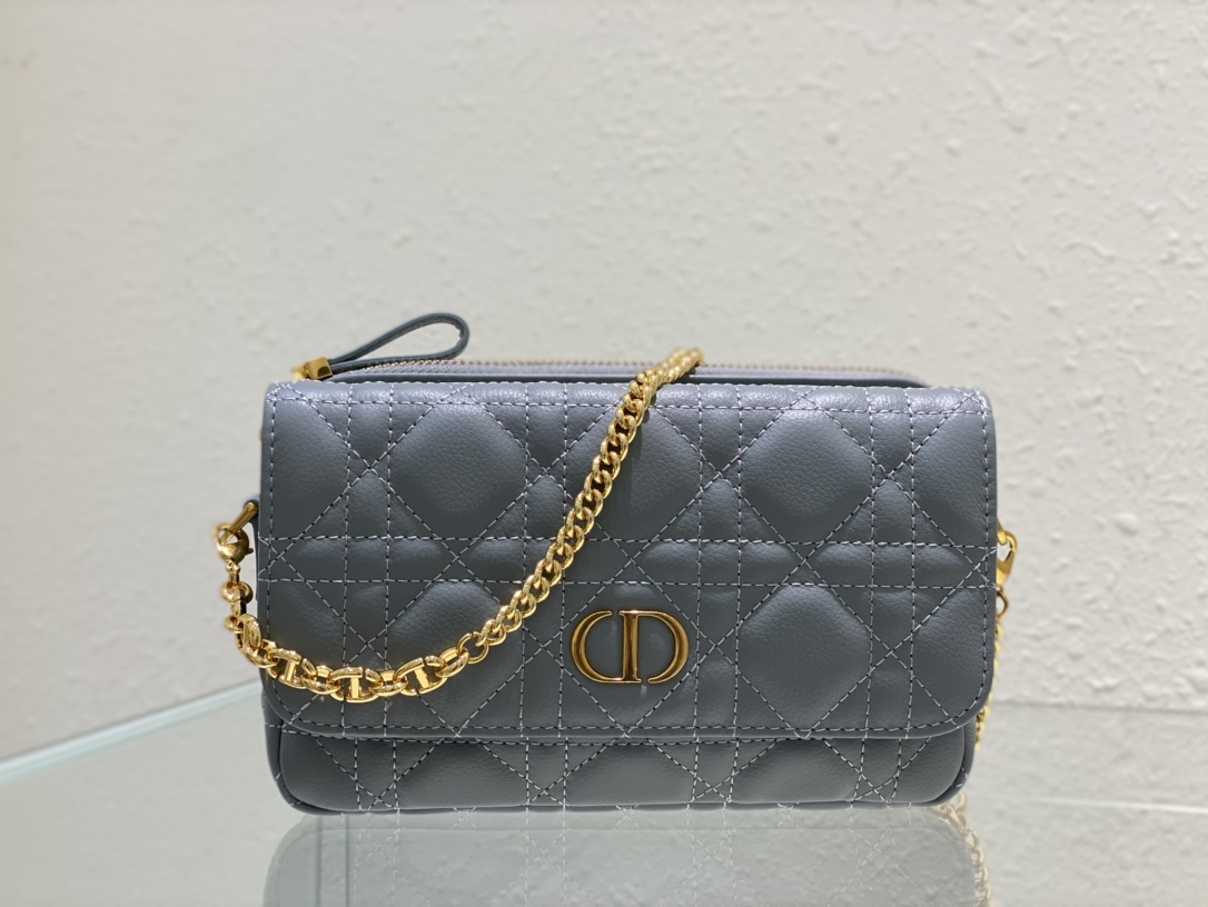 D*or 2023 caro bag-17.5 x 10.5 x 5 cm