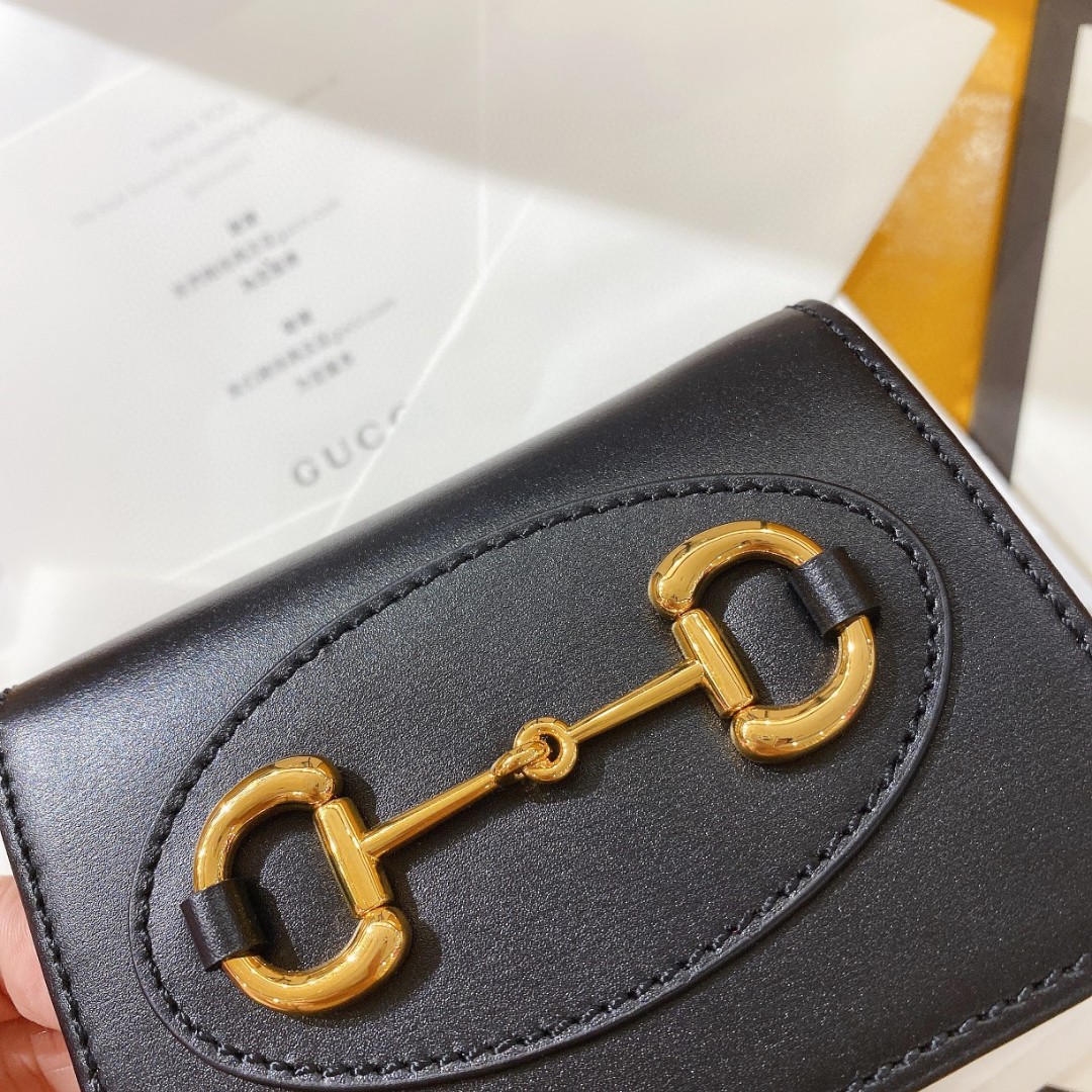 G*u*i 1955 horsebit wallet-11x 8.5 x 3cm