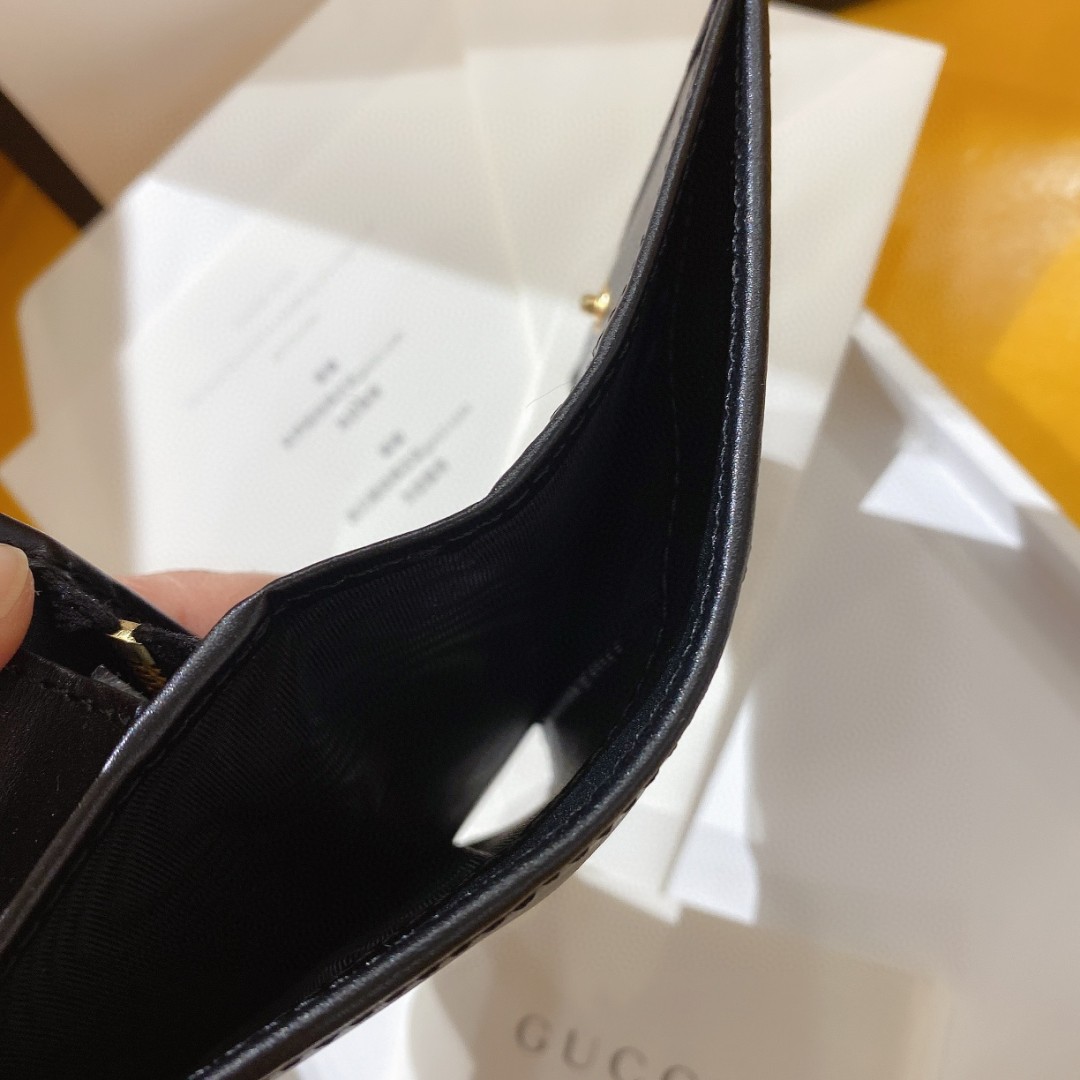 G*u*i 1955 horsebit wallet-11x 8.5 x 3cm