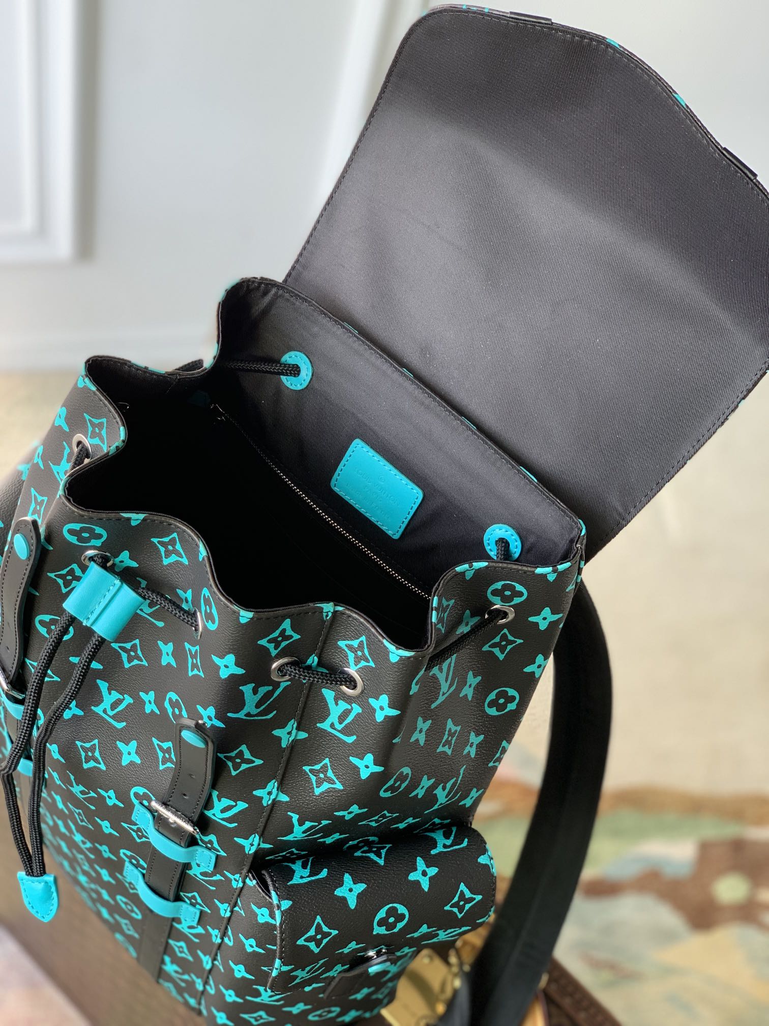 l**is V*t*n christopher backpack-m21936-41*48*13cm