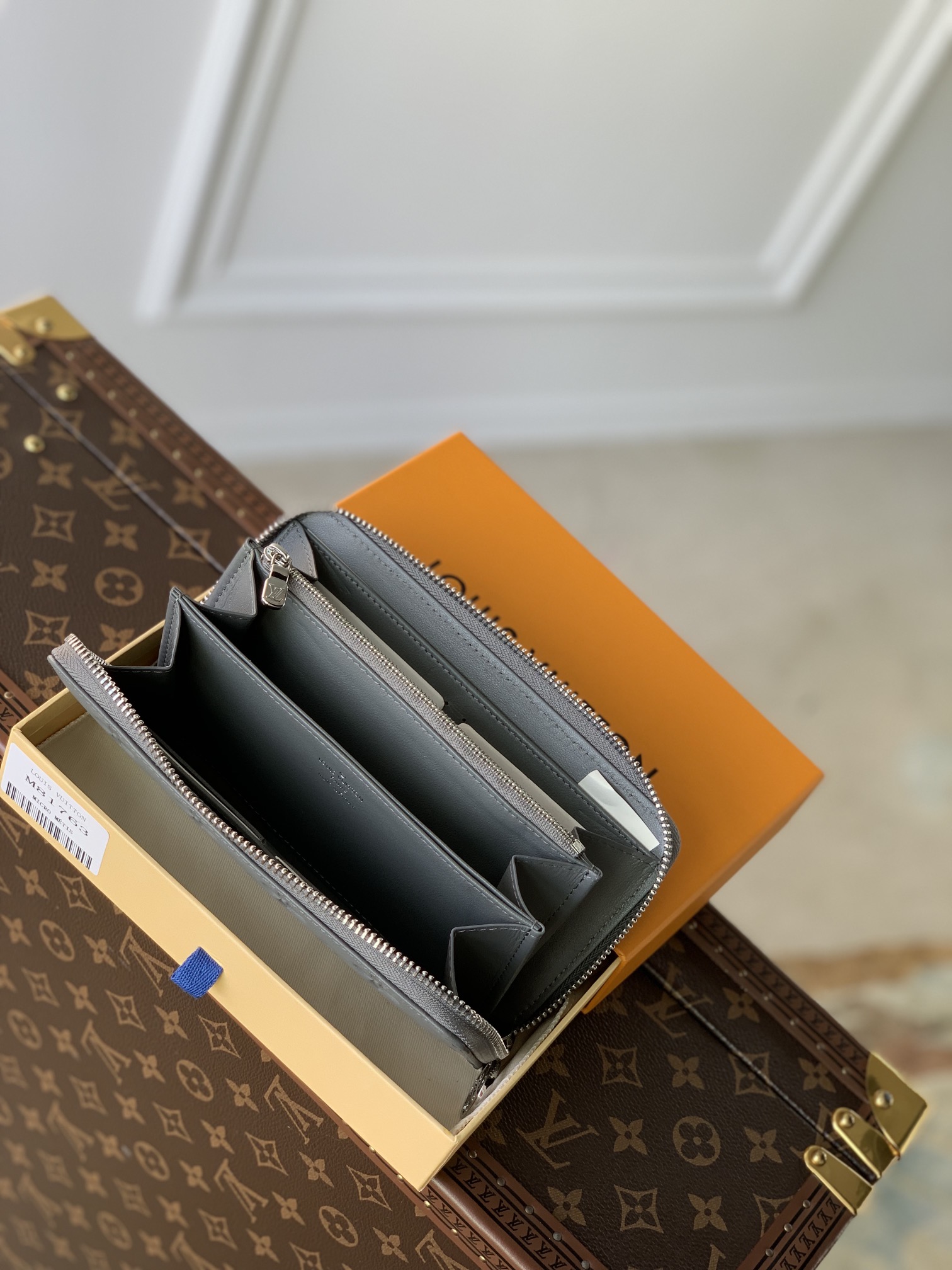 l**is V*t*n zippy wallet m81763-19.5 10.5 2.5cm