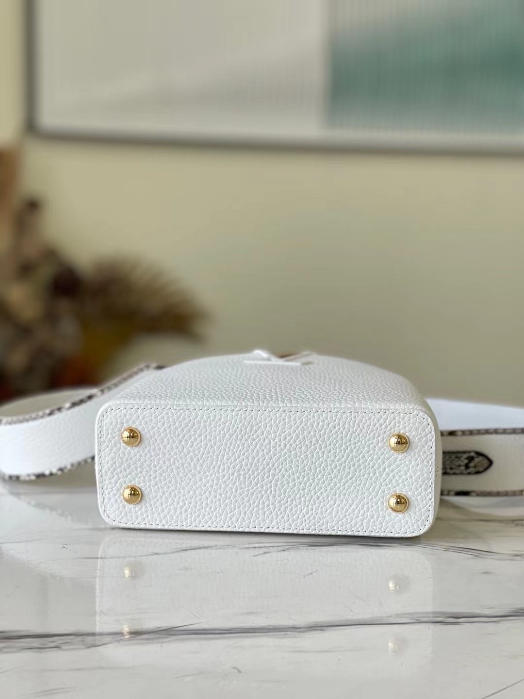 l**is V*t*n mini capucines handlebag-21*14*8cm