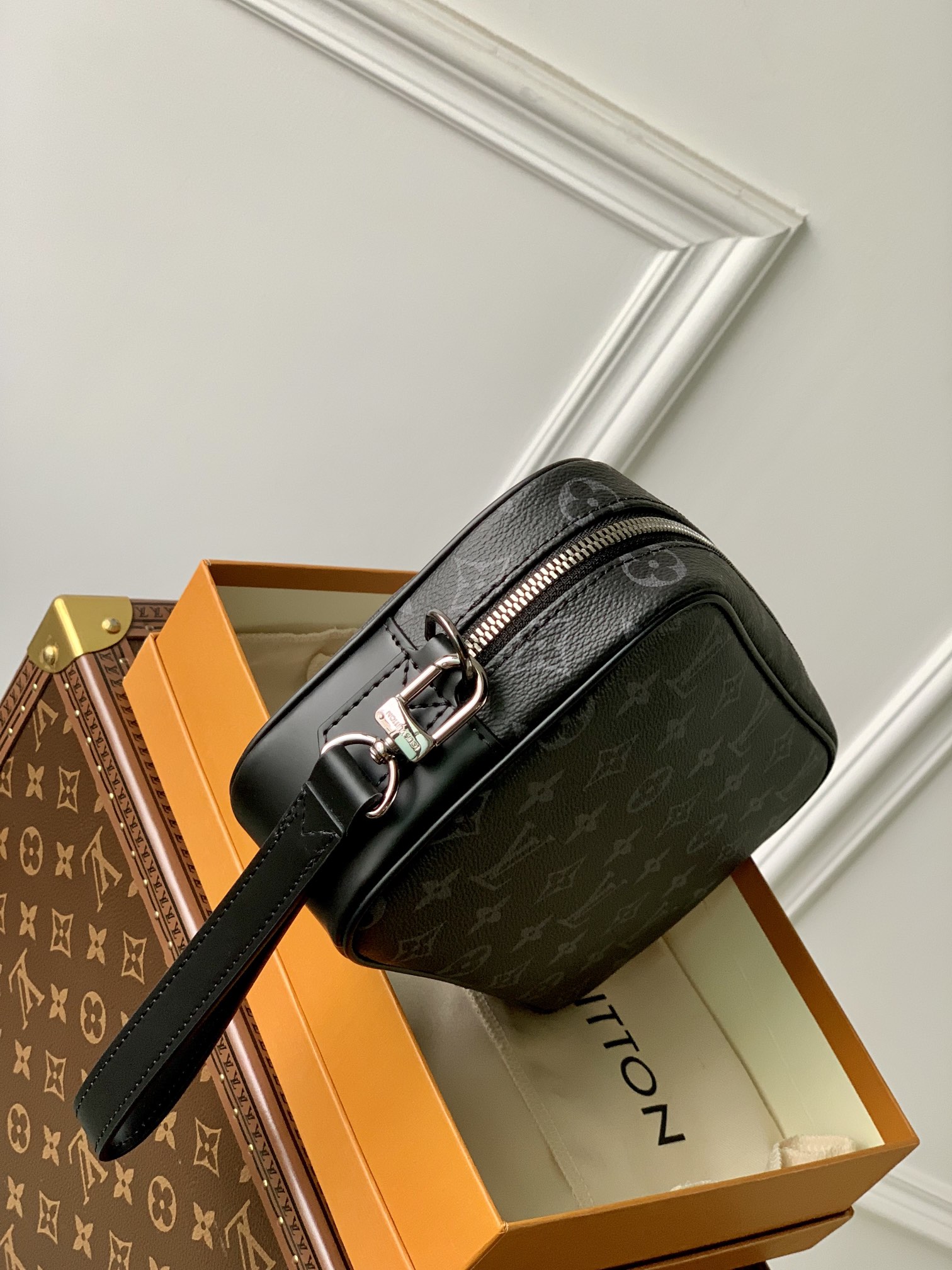 l**is V*t*n pochette kasai -25 x 15.5 x 6.5 cm