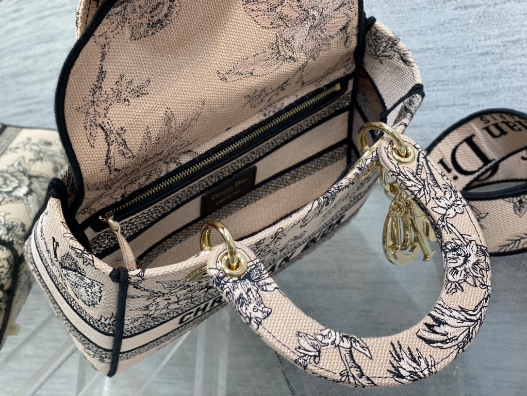 lady D*or handle bag-24cm