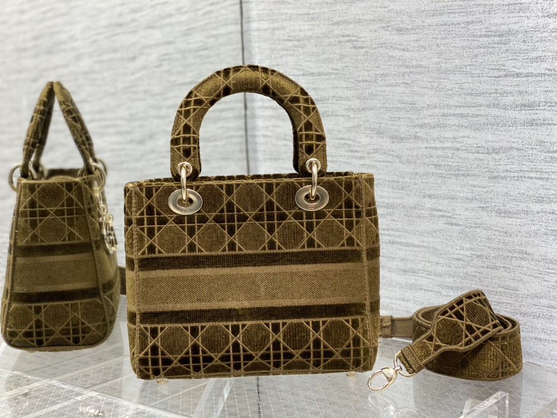 lady D*or handle bag-24cm