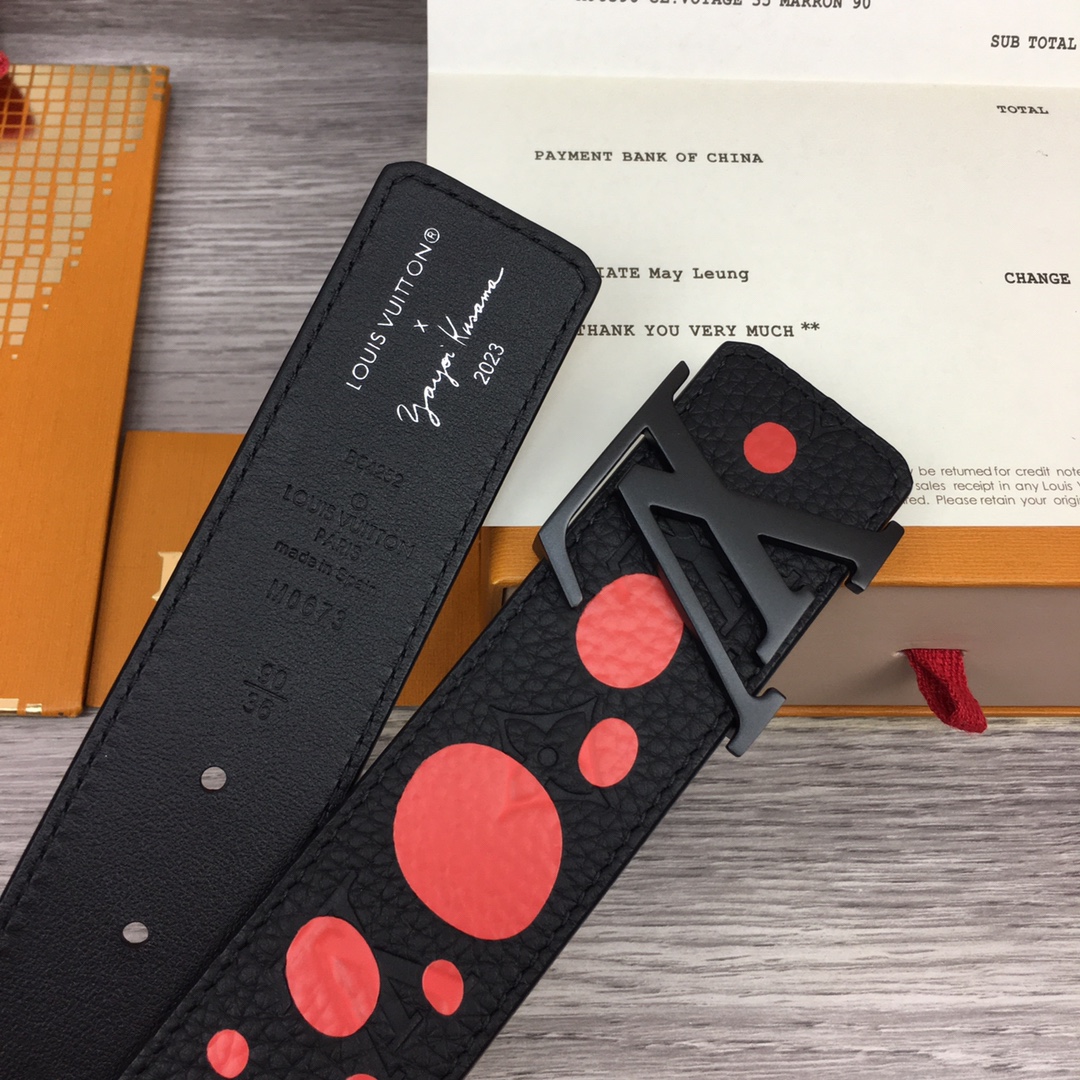 l**is V*t*n belt-4cm