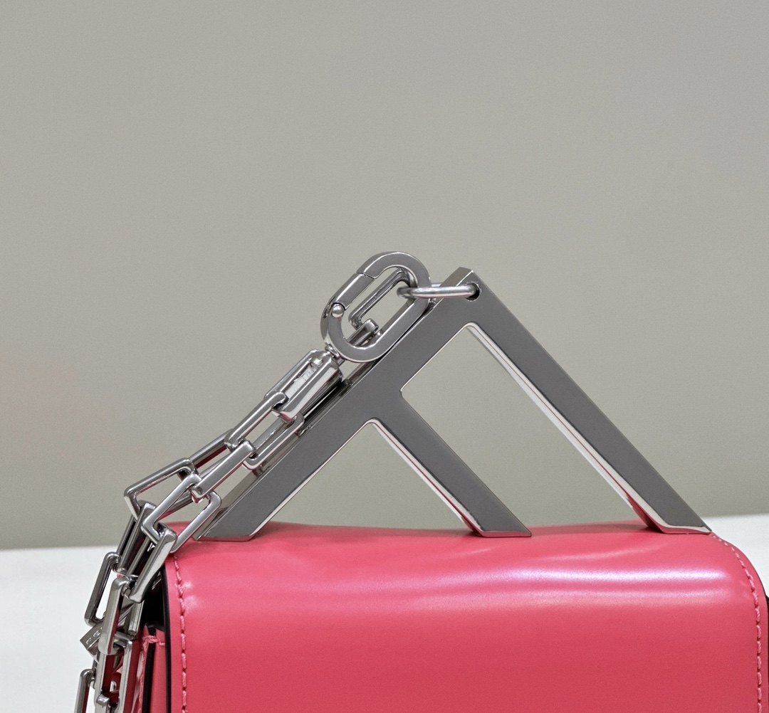 F**di nano f bag-13*5.5*7cm