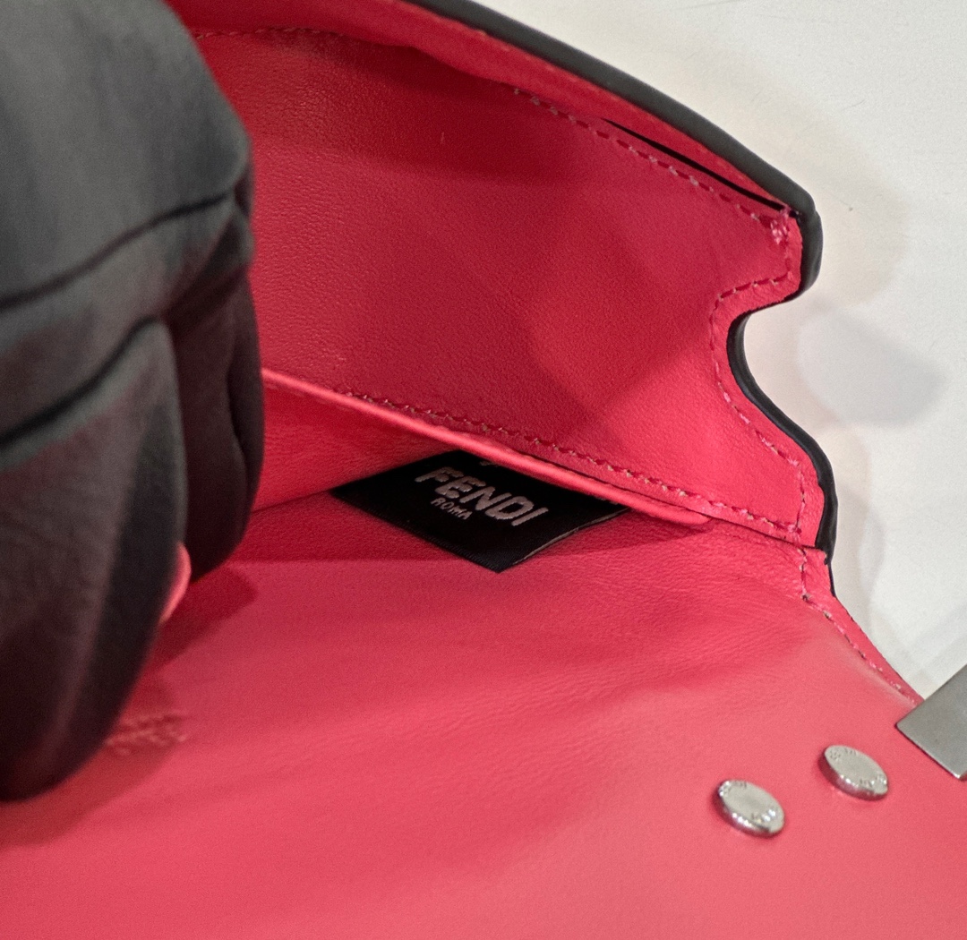 F**di nano f bag-23*7*13cm