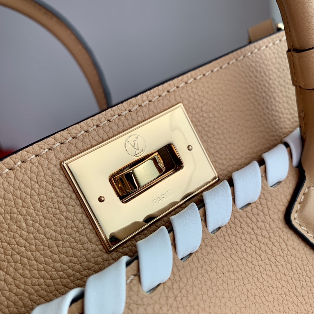 l**is V*t*n on my side tote bag-25*20*12cm