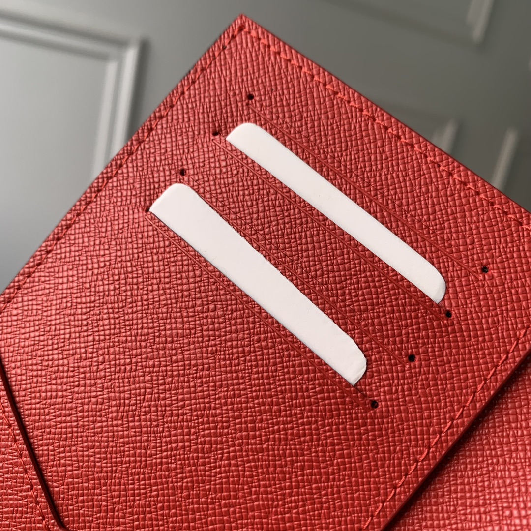 l**is V*t*n wallet-10.0 x 14.0 x 2.5cm