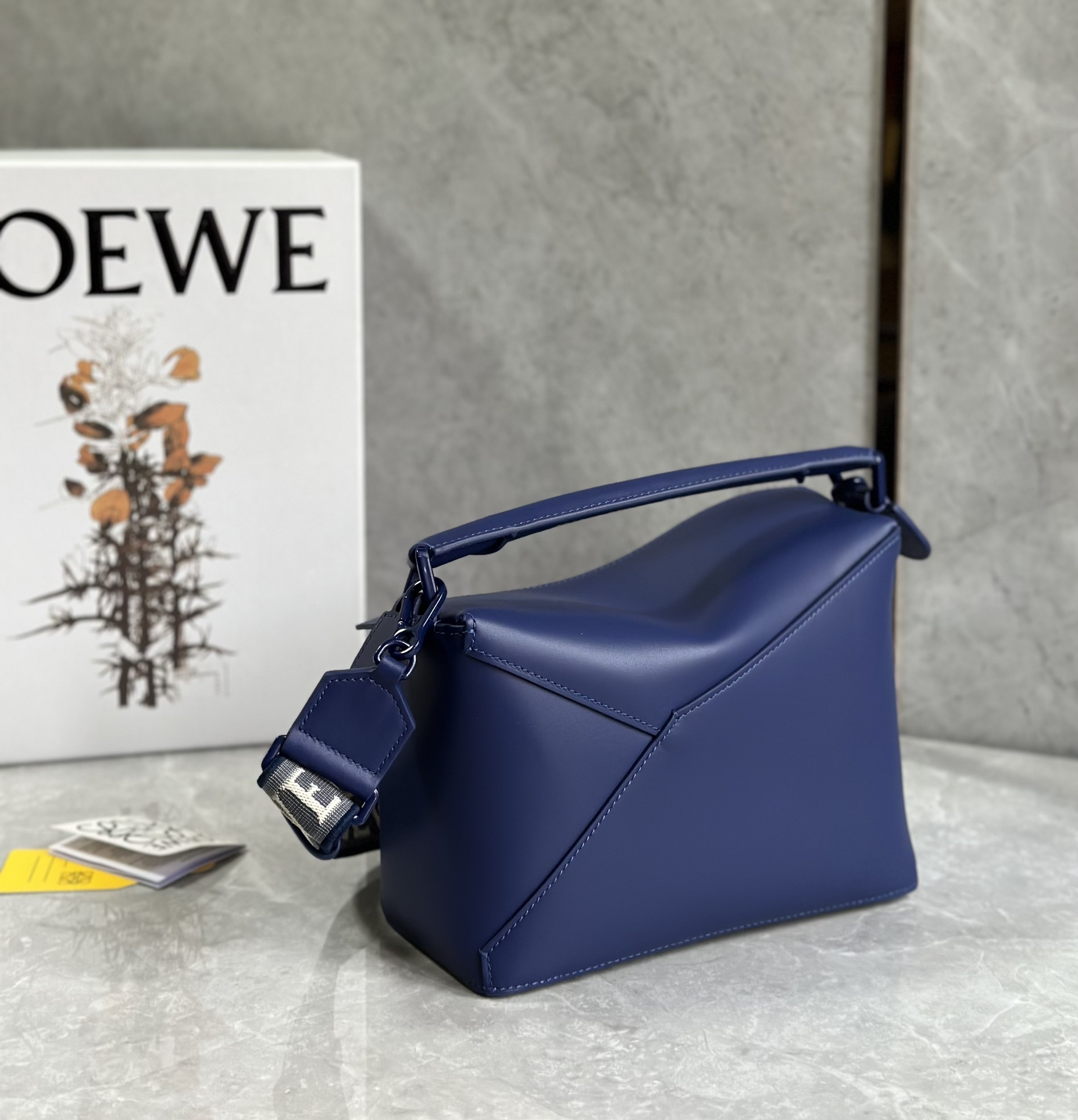 Loewe Puzzle Small Bag-24*10*14CM