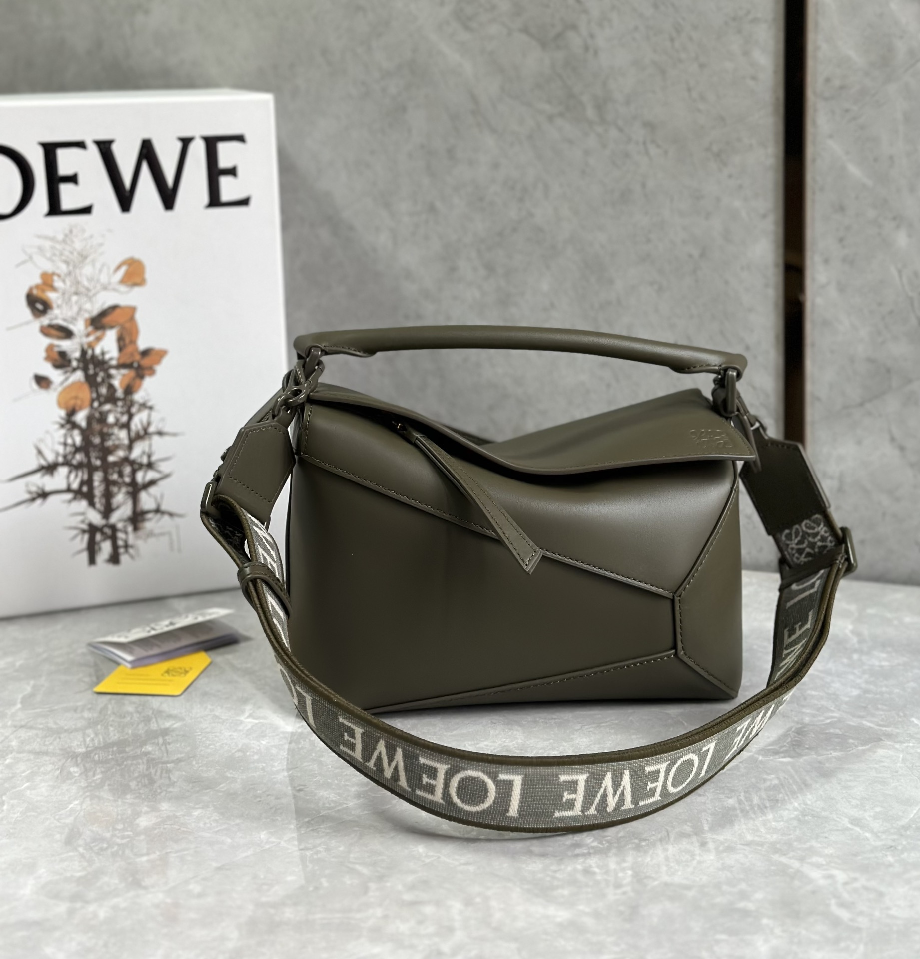 Loewe Puzzle Small Bag-24*10*14CM